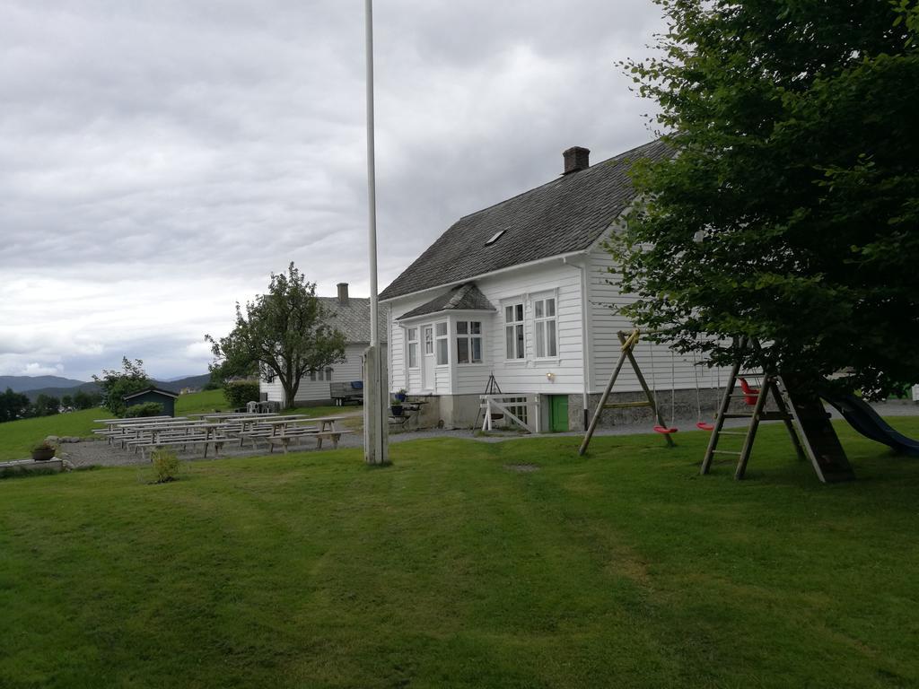 Donhaug Gjestegard Uskedalen Kültér fotó